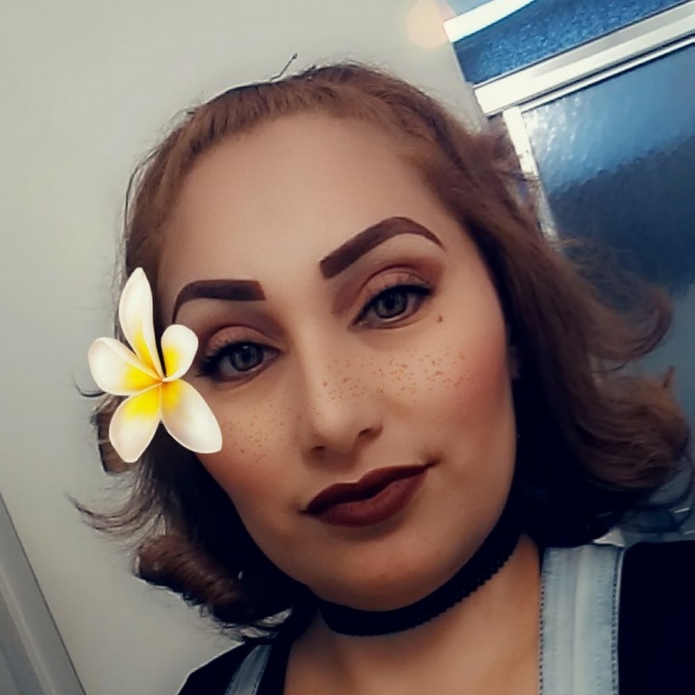 Meet your Posher, Brenda